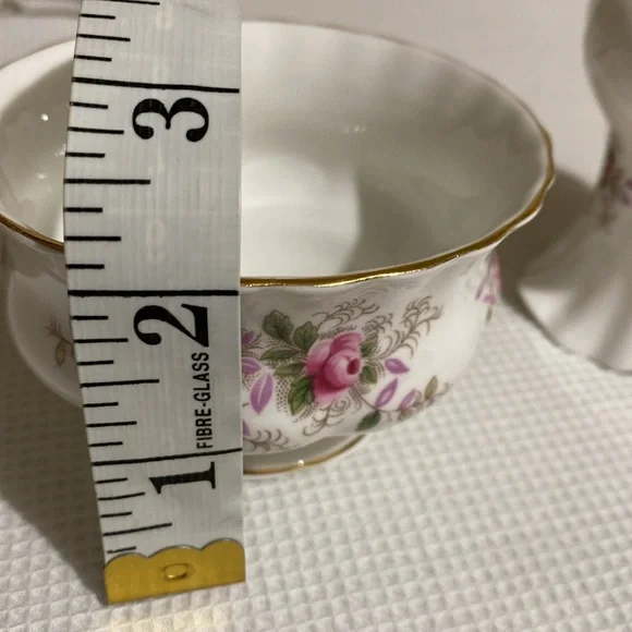 Royal Albert Lavender Rose Cream Jug & Sugar Bowl Set Bone China - Picture 10 of 12